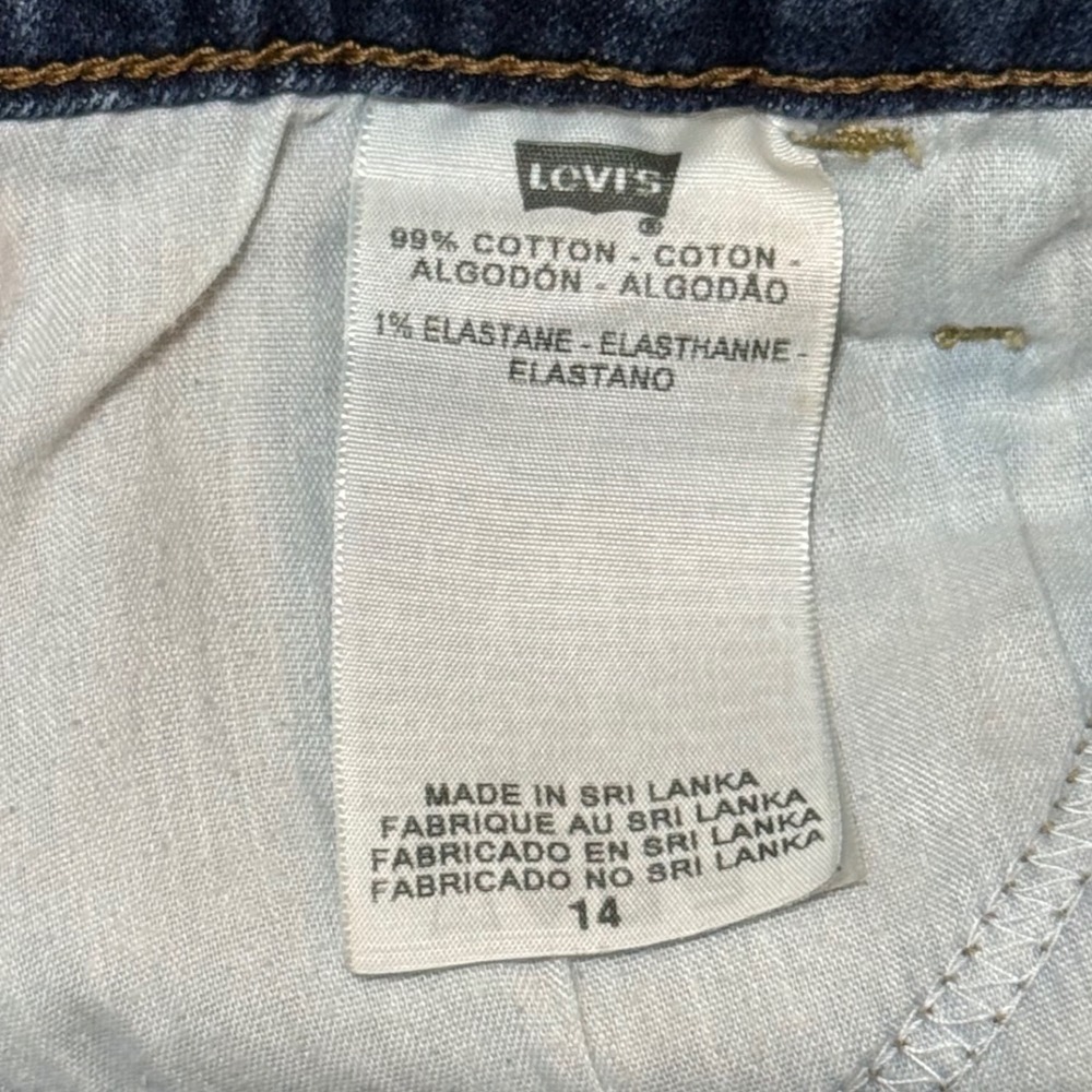 Levi's Cut Off Denim Shorts Mid Rise Frayed Hem Blue Size 14 - Picture 5 of 7